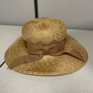 Saks Fifth Avenue sun hat